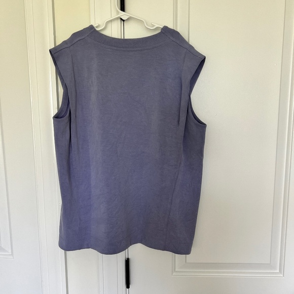 Athleta purple sleeveless shirt, size M, EUC - Picture 3 of 5